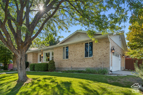 Photo 2 for 1392 E Marbella St