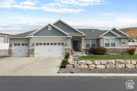 Photo 1 for 2259 E Horizon Dr