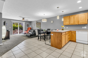 Photo 3 for 1230 E Privet Dr #103