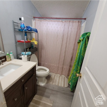 Photo 4 for 3932 S Bobolink St #185