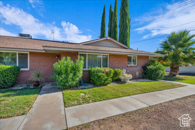 Photo 1 for 214 Cactus Ln #1