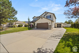 Photo 2 for 62 E Fairway Dr