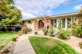 Photo 3 for 1316 W Pinewood Dr
