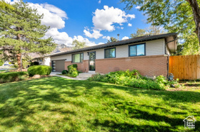 Photo 3 for 2360 E Woodchuck Way