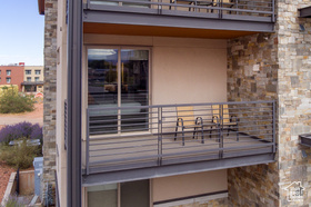 Photo 4 for 2331 Mesa Rd #D-5