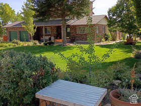 Photo 5 for 1407 Shepherd Dr