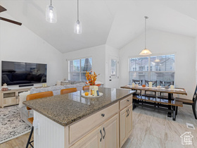 Photo 6 for 7588 S Quail Springs Cir