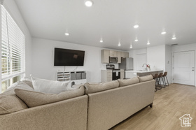 Photo 4 for 3728 W Orinda Dr #1571