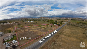 2425 N Vernal Ave Ave MLS #2114956