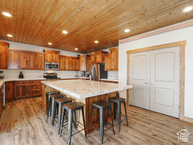 Photo 4 for 13 Aspen Cove Dr