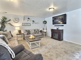 Photo 4 for 543 N 2425 West