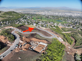 566 S Tanglewood Loop MLS #2115025