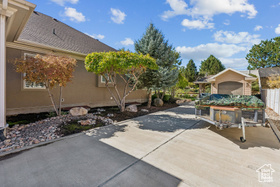 Photo 3 for 2159 N Banbury Ct
