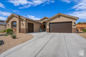 Photo 2 for 599 N Sandy Talus Dr