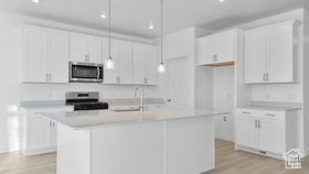 Photo 5 for 741 W Cherry St #233