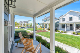 Photo 4 for 10819 S Beach Comber Way