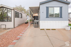 Photo 2 for 1150 W Red Hills Pkwy #57