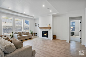Photo 4 for 6197 N Fox Rd