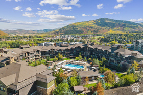 Photo 3 for 2100 W Frostwood Blvd #7108