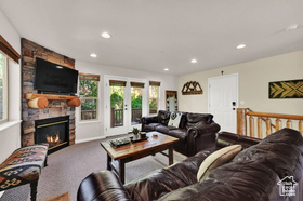 Photo 5 for 3521 N Fox Run Dr #803