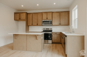Photo 3 for 3584 N Oak Blvd #328