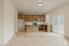 Photo 2 for 3584 N Oak Blvd #328