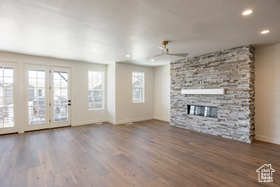 Photo 4 for 6028 N Fairview Rd #223