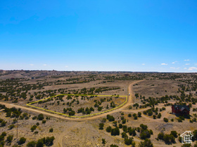 19915 W Toshas Trl MLS #2115474