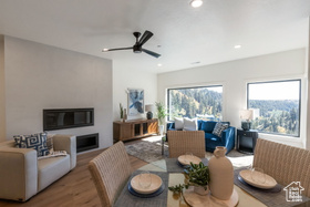 Photo 3 for 6560 N Wolf Creek Dr #5A