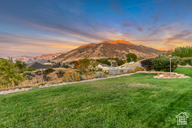 Photo 3 for 1267 E Hickenlooper Way