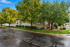 Photo 4 for 4602 S Hathaway Dr