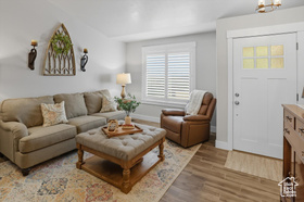 Photo 6 for 11915 S Goldsmith Ct