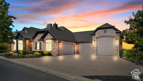 Photo 4 for 1481 E Meadow Bluff Ln