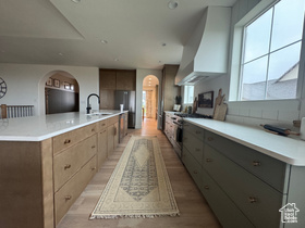 Photo 4 for 101 E Selman Dr