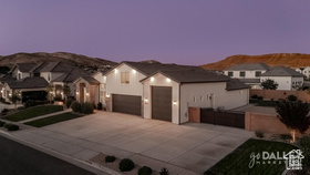 Photo 4 for 3477 S Pecos Dr