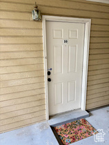 Photo 4 for 1212 E Waterside Cv #10