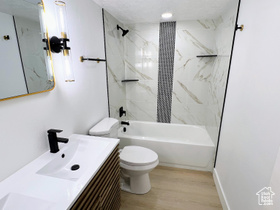 Photo 6 for 8797 Hidden Oak Dr