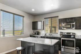 Photo 6 for 283 E Rockwood Way