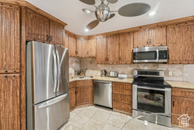 Photo 4 for 220 N Park Ave #C48