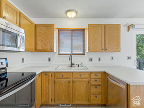 Photo 6 for 4972 W Wake Robin Dr