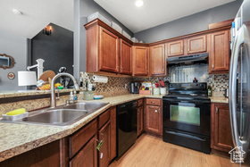 Photo 5 for 88 E Calbourne