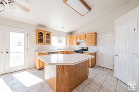 Photo 5 for 979 W 600 North