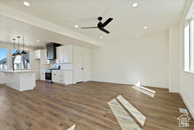 Photo 5 for 819 S Greenway Dr