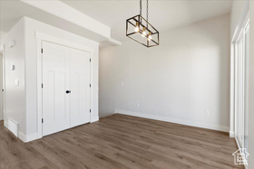 Photo 6 for 831 S Greenway Dr