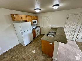 Photo 4 for 1219 S 1850 West #223