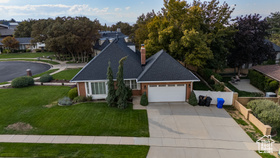 Photo 6 for 968 E Chelsea Dr