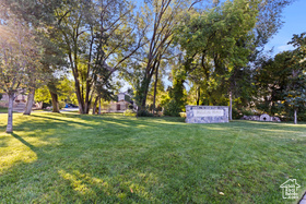 Photo 2 for 1175 Canyon Rd #77
