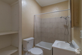 Photo 6 for 2030 S Orchard Ave