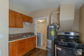 Photo 5 for 2030 S Orchard Ave