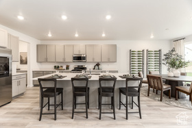 Photo 5 for 1104 W Chokecherry St #221